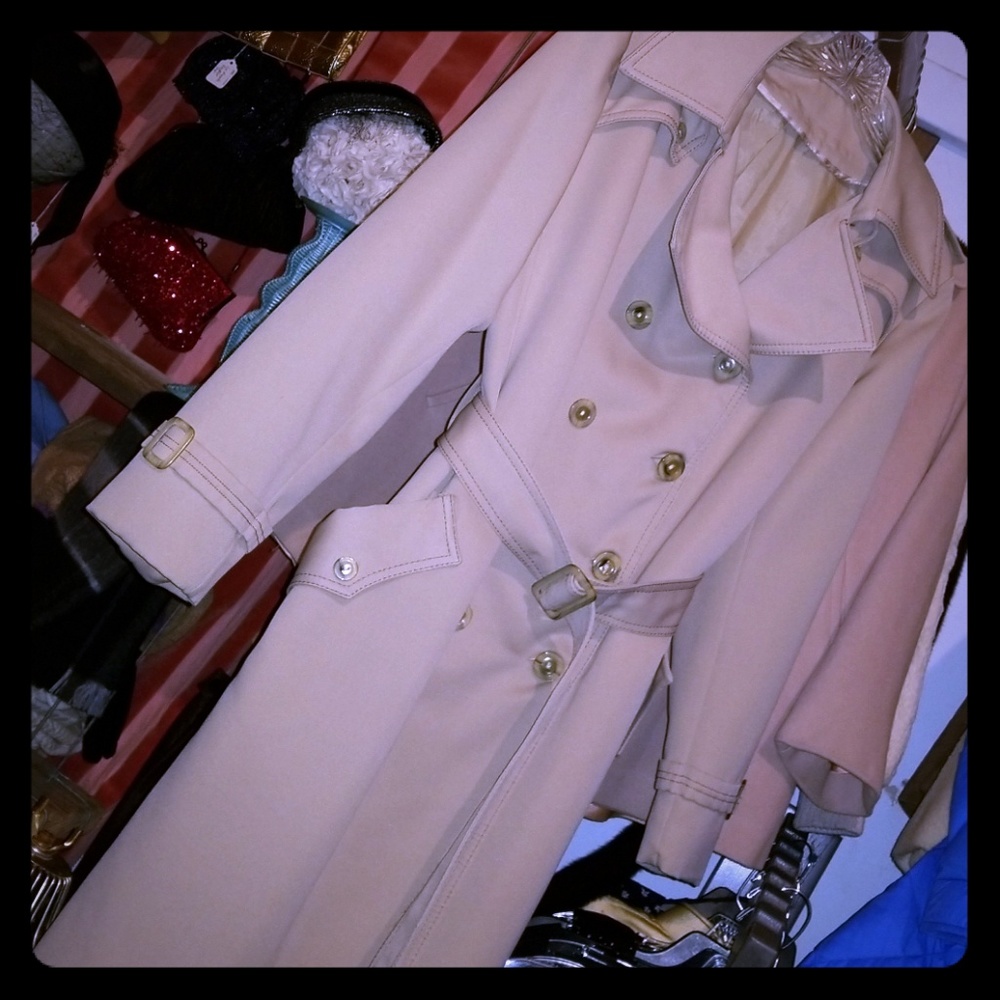 Forecaster of Boston trench coat